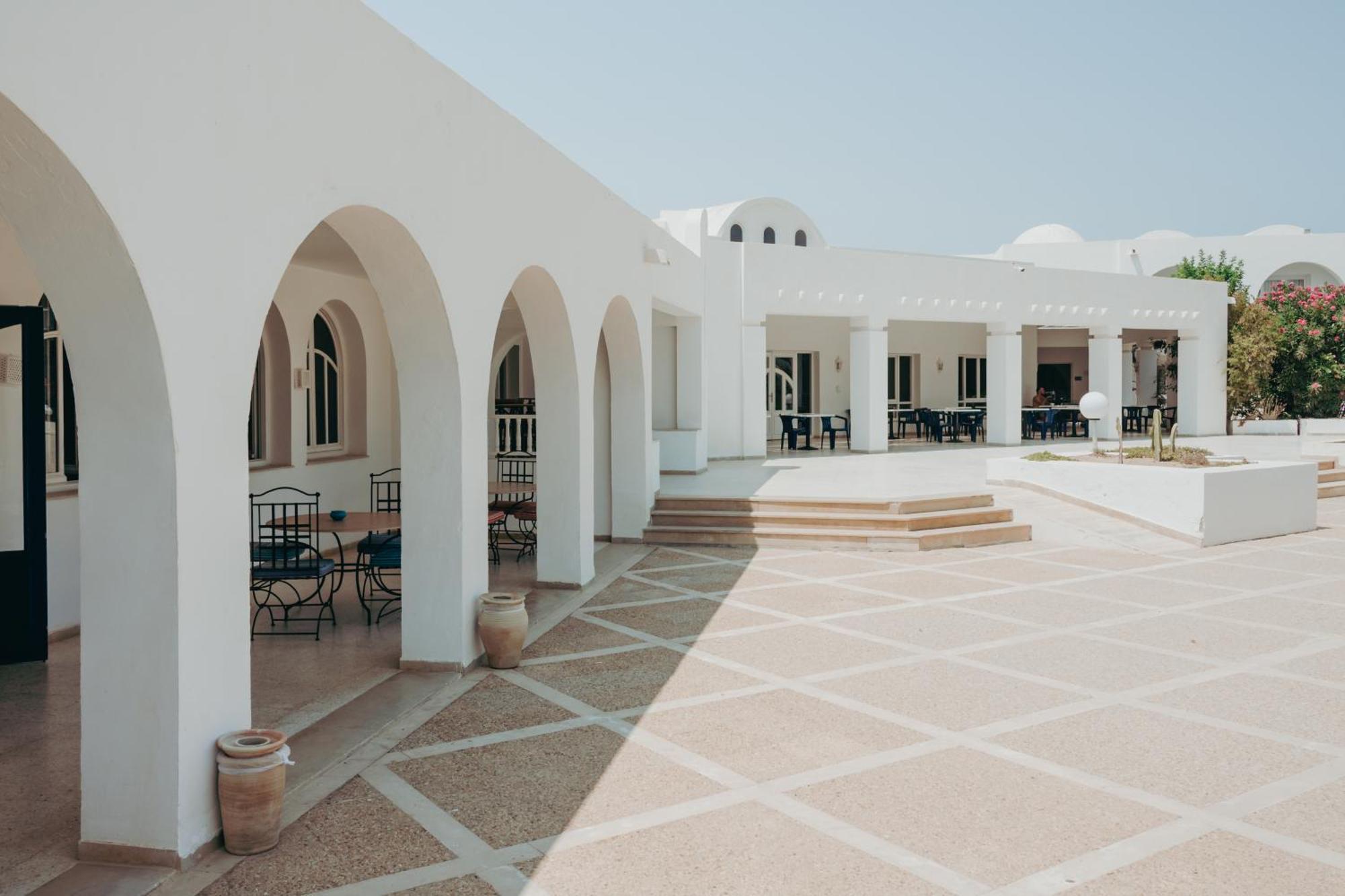 Hotel Bougainvillier Djerba Taguermess Luaran gambar