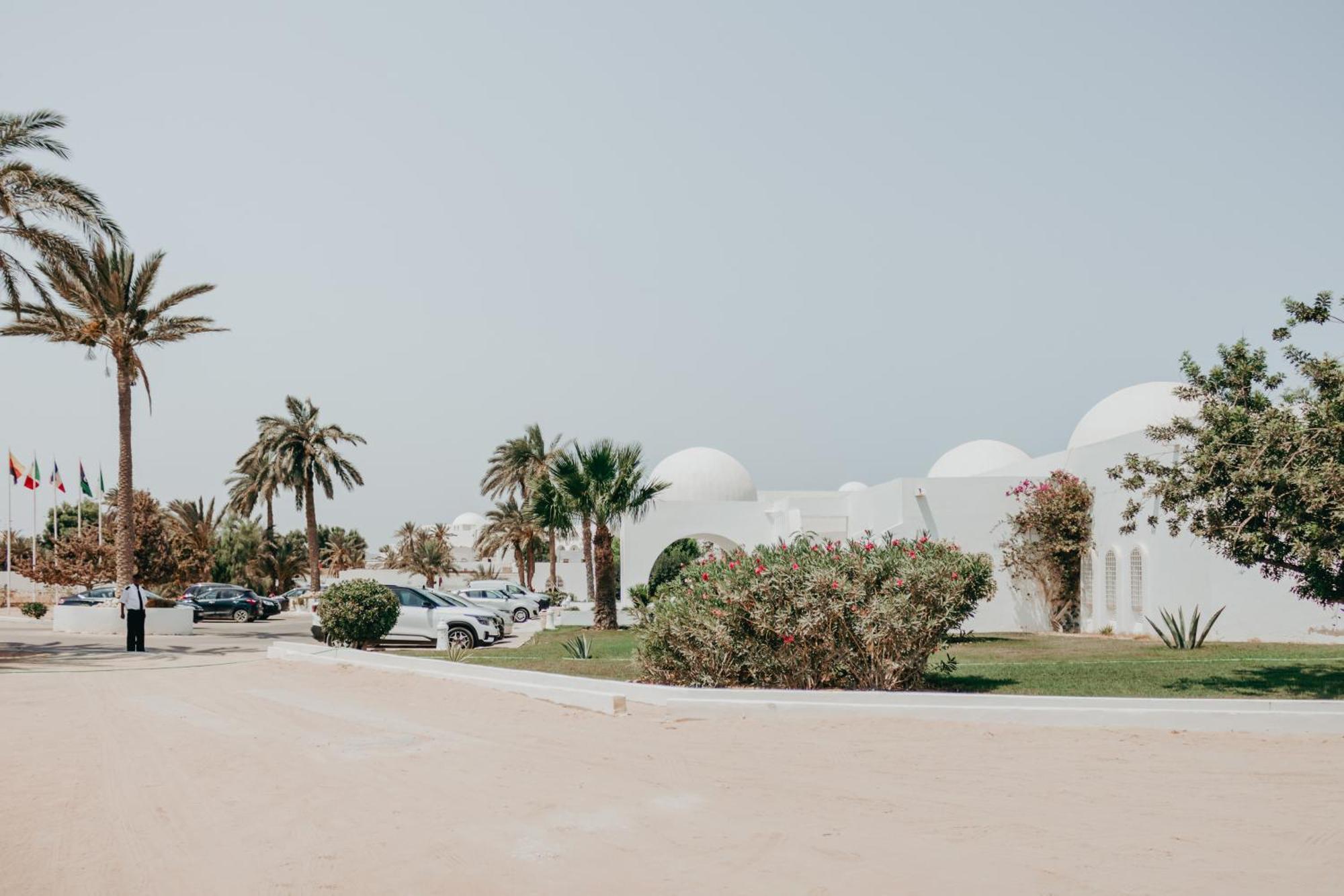 Hotel Bougainvillier Djerba Taguermess Luaran gambar
